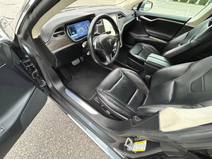 Model S P85D Performance Dual Motor AWD 2024 d'occasion, conduite à gauche, sièges en cuir, recharge illimitée gratuite, non modifiée - Product Image 2