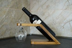 Porte-bouteille en bois durable avec des bords lisses, adapté au stockage à long terme du vin - Product Image 6