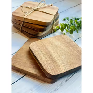 Posavasos de nogal Posavasos de madera de arte funcional con hermoso grano de Crescent Crafts - Product Image 3