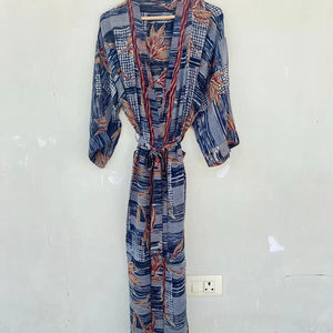 Kimono de seda crepé, bata vintage hecha a mano, bata de seda para mujer - Product Image 1