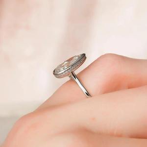 Anillo de Diamantes de Plata 925 de Diseño Personalizado de Alta Demanda para Aniversario y Regalo Especial Disponible a un Precio Accesible - Product Image 3