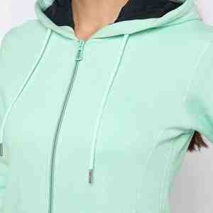 Conjunto de dos piezas de chándal de mujer hecho a medida con Sudadera con capucha y pantalones de Jogger Ropa deportiva de invierno de alta calidad - Product Image 2