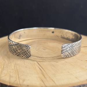 Pulsera de Plata de Ley 925 con Cruz Religiosa Bordada, Pulsera de Moda en Plata Oxidada, Regalo para el Día de San Valentín - Product Image 5