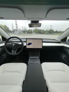 MODEL 3 STANDARD Plus I d'occasion 2022, faible kilométrage, automatique, toit ouvrant panoramique, feux LED, feux diurnes LED, 6 places, prêt à rouler - Product Image 2