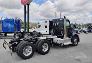 MEJOR OFERTA NUEVO 2022 Camión de Servicio Pesado 579 Automático Diésel Comercial para Logística de Carga Vehículo de Larga Distancia Cabeza Tractora - Product Image 3