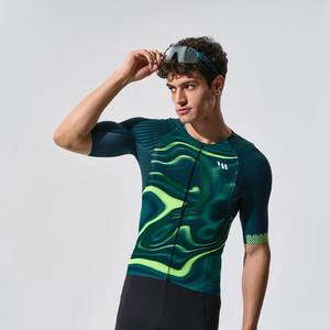 Ensemble de vêtements de sport de triathlon unisexe à manches courtes respirant imprimé sur mesure OEM ODM, vêtements de cyclisme 100% polyester, vêtements personnalisés - Product Image 3