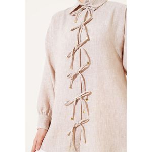 เสื้อผูกเชือกด้านหน้าสีเบจ - Product Image 1