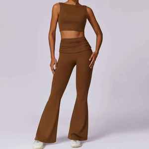 Logo personnalisé femmes 2 pièces Yoga ensemble dos nu Crop Top & pliable Flare Leggings pour respirant Gym & Workout - Product Image 1