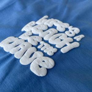 T-shirt pour homme en coton 100% non tissé, personnalisé avec logo, à carreaux, imprimé numériquement, séchage rapide, respirant, écologique, de haute qualité - Product Image 2