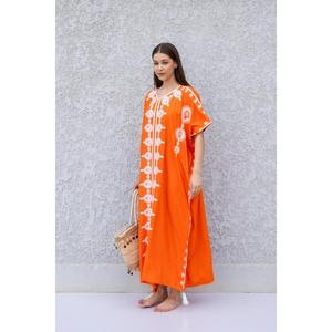 Vestido Maxi Tipo Kaftan Boho 2026, Nuevo, Hermoso, Color Naranja, Elegante, Bordado, 100% Rayón, Media Manga, Cuello en V, Largo hasta el Tobillo - Product Image 1