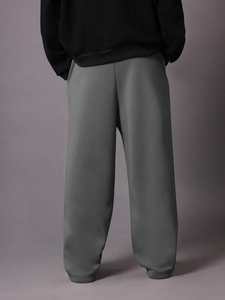 กางเกงวิ่งลำลองผู้ชายสีเทาฟอกขากว้างใส่สบายเอวยางยืดแฟชั่นโอเวอร์ไซส์ - Product Image 3