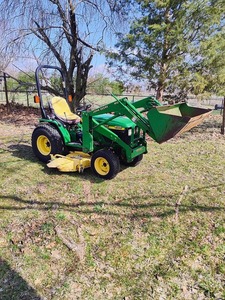 Maquinaria Agrícola Usada J-O-H-N- D-EE-R-E 4100 del 2001, Motor Diésel Eficiente de Alta Resistencia a Precio de Mayoreo - Product Image 5