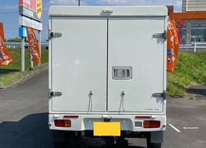 Daihatsu-Hijet EBD-S500P 2012, Camioneta Refrigerada 4x4, Volante a la Derecha, Transmisión Manual, Neumáticos R18, Asientos de Tela, Cámara Trasera, Capacidad de Carga 350 kg - Product Image 3