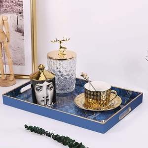 Plateau rectangulaire en bois marbré avec poignées, plateau de service traditionnel pour mariage, pour la nourriture et la décoration - Product Image 3