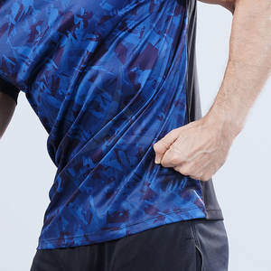 Derniers modèles de t-shirts à compression Meilleurs vêtements de gymnastique T-shirts à compression à vendre - Product Image 6