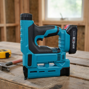 Cloueuse à air comprimé sans fil 20V polyvalente pour le bois contreplaqué, les charpentes et la construction commerciale - Product Image 2
