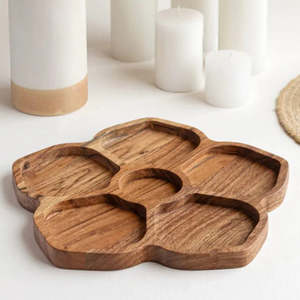 Assiette de service en bois biodégradable et écologique avec compartiments |   Plateau à collation en bois massif pour hôtels et restaurants - Product Image 1