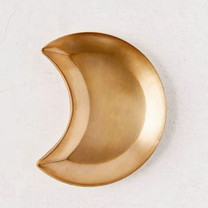 Plateau décoratif artistique en métal pour le Ramadan avec motifs géométriques islamiques pour la décoration intérieure traditionnelle et moderne - Product Image 1