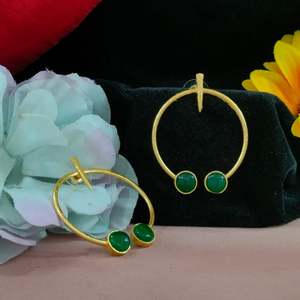 Pendientes de gota de piedra moissanita con diseño de círculo versátil y ligero brillante moderno y elegante mezcla perfecta de moda simple - Product Image 1