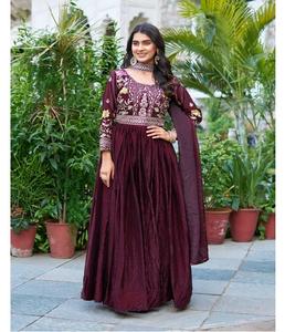 Vestido largo de festival de seda Fendy de diseñador con tela suave y elegante conjunto Dupatta para eventos especiales, reuniones y funciones formales - Product Image 1