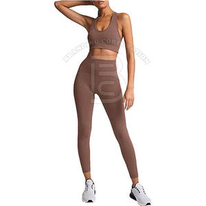 Ensemble de yoga pour femmes de haute qualité, sans couture, respirant, taille élastique, en spandex et nylon, très vendu - Product Image 1