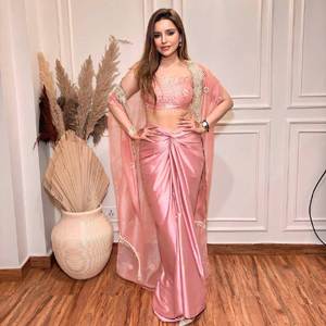 TENUE INDO WESTERN TROIS PIÈCES POUR LA SAISON DE MARIAGE TENDANCE - Product Image 6