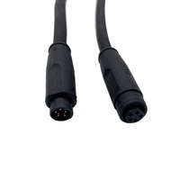 Câble d'extension SVLEC Interroll 5 broches M8 Code B, prise à encliquetage avec gaine en PVC noire pour usage automobile, contrôle intelligent