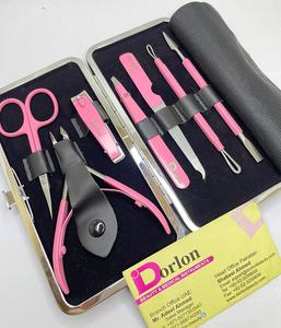 Dorlon Kit de manucure professionnel en acier inoxydable pour ongles, outils roses, lime à ongles portable et durable, pince à épiler inclinée, lame tranchante - Product Image 1
