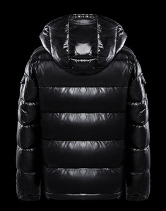 Veste matelassée imperméable à l'eau en duvet bulle d'hiver pour hommes de conception personnalisée OEM Manteau bulle à fermeture éclair épaississante surdimensionné avec fermeture éclair à capuche - Product Image 4