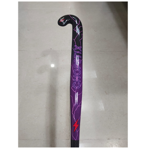 Bâton de hockey sur gazon en carbone léger, haute résistance, composite, pour l'entraînement professionnel et les matchs. - Product Image 1