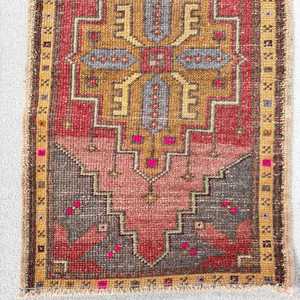 Vintage Turkish Rug, Small 1.9x3.2 ft (57x96 cm) Rug, <b>Red</b> Polka dot <b>Wool</b> Rug - Product Image 4