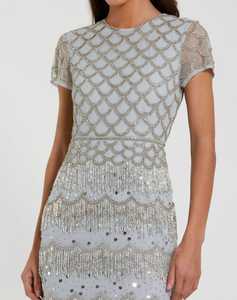 Robe de soirée maxi à sequins brodés à volants, manches courtes, col bateau, perles, silhouette droite, crêpe, taille naturelle, fête - Product Image 1