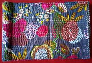 Manta con estampado de frutas Kantha hecha a mano india, ropa de cama doble Bohemia, edredones Kantha, colcha Hippie para decoración de habitación - Product Image 2