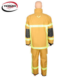 Nouvelle combinaison de combat de style personnalisé pour hommes combinaison de combat de motard pour hommes combinaison de combat de qualité supérieure pour la vente en ligne - Product Image 4