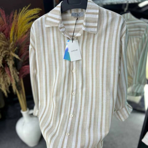 Camisas de vestir de satén con lunares para hombre, ropa de playa informal de manga larga con botones para primavera y verano, ligera y transpirable - Product Image 1