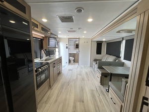 Nouveau 2026 K-e-y-s-t-o-n-e C-o-l-e-m-a-n L-e-g-a-c-y 2600RB - Product Image 5