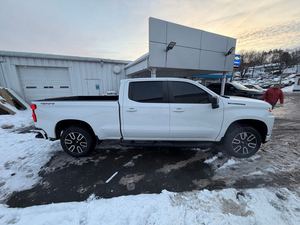 CAMIONETA PICKUP SILVERADO 1500 RST 2020 USADA EN BUEN ESTADO, MOTOR AUTOMÁTICO DE 8 VELOCIDADES, MOTOR V8 DE 5.3L Y 355 HP, VEHÍCULO DE COMBUSTIBLE FLEXIBLE - Product Image 4