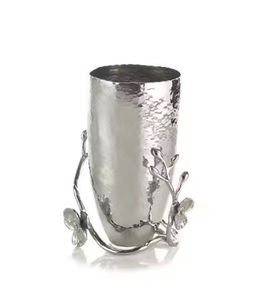 Florero de metal de aluminio de diseño más vendido, venta al por mayor, diseño hecho a mano personalizado, maceta de estilo costero - Product Image 1