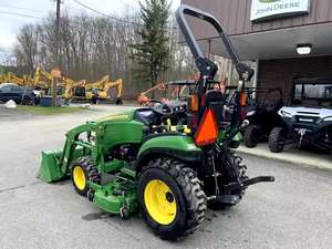 Tracteur tondeuse à gazon John Deeere 260B d'origine avec chargeur frontal et pelle arrière, livraison rapide vers les États-Unis/Europe/Asie/Afrique - Product Image 3