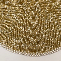 Chemin de table fin personnalisable, brodé à la main, design moderne et tendance, 13x36, avec perles, style floral de Noël, luxe