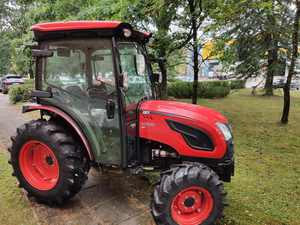 Tractores diésel usados con transmisión automática Euro 5 Estándar de emisiones - Product Image 3