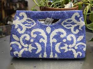 Bolso bordado a mano con patrón botánico - Product Image 5