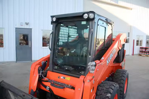 Kubota-Mini chargeuse frontale SSV75 Nouveau modèle de chargeuse compacte avec pompe hydraulique Moog et moteur de roue-chargeuse-pelleteuse à vendre - Product Image 2