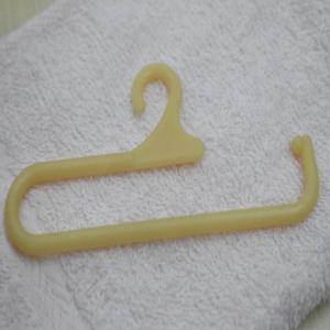 Cintre d'affichage de supermarché pour cravate serviette écharpe accessoires de vêtement bas quantité minimale de commande prix d'usine en résine de riz 116mm x 56mm - Product Image 3