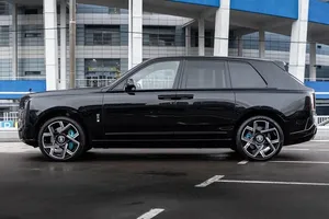 2025 CU-LLI-NAN SERIE II BLACK BADGE I Facelift, Bajo Kilometraje, Motor en Perfecto Estado, Transmisión Automática, Techo Panorámico, Faros LED - Product Image 5