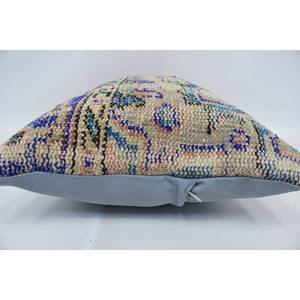 Coussin de Bohème Multicolore en Laine Kantha 16x24 Coussin Décoratif Patchwork Tissé à Imprimé Floral Brodé Vintage 18x18 Pouces - Product Image 5