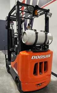 Oferta Exclusiva de Subasta para Montacargas GC18S-9 con Neumáticos de Amortiguación 2019, Capacidad de Carga de 3500 LBS - Product Image 3