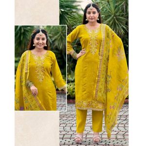 Elegante Conjunto Kurti con Bordado Vetican Hecho a Mano, Pantalón de Lilen Jacquard, Dupatta Digital Reversible de Secado Rápido, Sin Arrugas, para Todas las Estaciones - Product Image 1