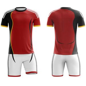 ชุดฟุตบอลสำหรับผู้ใหญ่แบบยูนิเซ็กซ์ ระบายอากาศได้ดี แห้งเร็ว คอกลม แขนสั้น สกรีนลายแบบซับลิเมชั่น เป็นมิตรกับสิ่งแวดล้อม ผลิตจากโพลีเอสเตอร์ 100% - Product Image 1