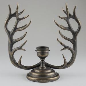 Portavelas de cuerno de aluminio hecho a mano con detalles ornamentados trabajo artesanal que ofrece acento decorativo para interiores - Product Image 2